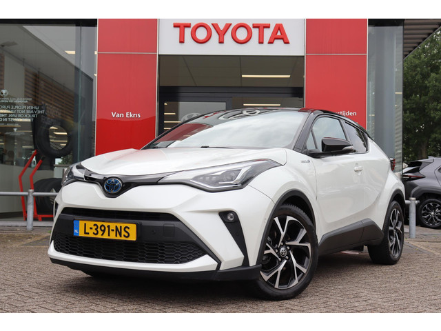 toyota-c-hr-2.0-hybrid-bi-tone--trekhaak