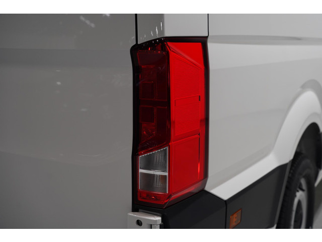 Volkswagen Crafter 2.0 TDI 140 pk L4H3 Airco, Cruise Control Geveerde Stoel, PDC V+A, 3-Zits, Nieuw Overjarig