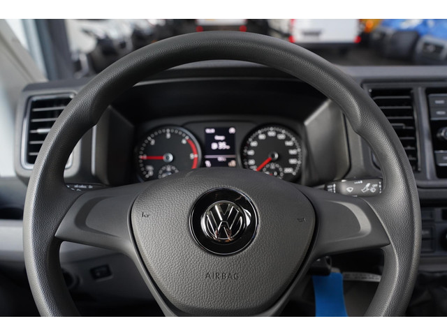 Volkswagen Crafter 2.0 TDI 140 pk L4H3 Airco, Cruise Control Geveerde Stoel, PDC V+A, 3-Zits, Nieuw Overjarig