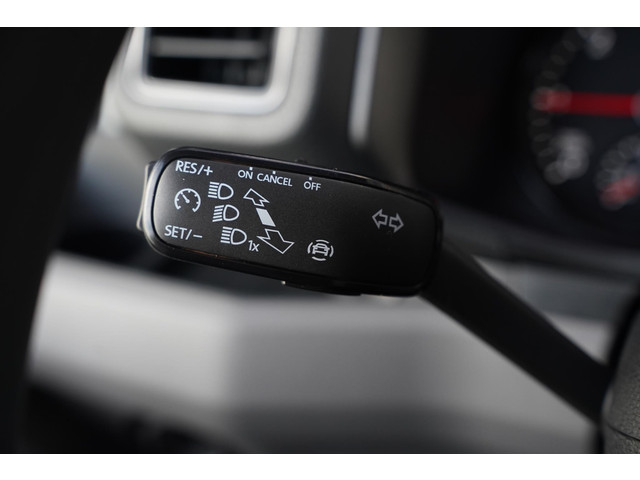 Volkswagen Crafter 2.0 TDI 140 pk L4H3 Airco, Cruise Control Geveerde Stoel, PDC V+A, 3-Zits, Nieuw Overjarig