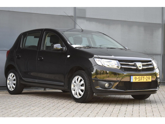 dacia-sandero-0.9-tce-laurate-1e-eigenaar-nw-apk---beurt-trekhaak-navi-cruise-pdc