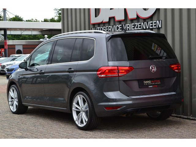 Volkswagen Touran 1.4 TSI DSG Highline LED ACC Trekhaak Automaat
