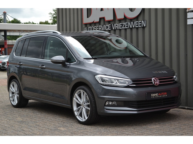 Volkswagen Touran 1.4 TSI DSG Highline LED ACC Trekhaak Automaat