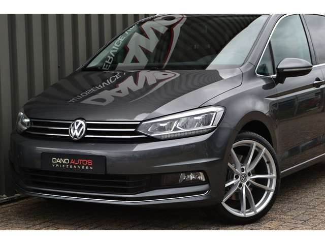 Volkswagen Touran 1.4 TSI DSG Highline LED ACC Trekhaak Automaat