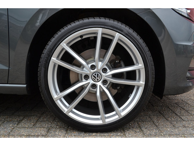 Volkswagen Touran 1.4 TSI DSG Highline LED ACC Trekhaak Automaat