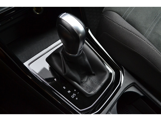 Volkswagen Touran 1.4 TSI DSG Highline LED ACC Trekhaak Automaat