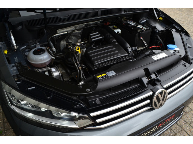 Volkswagen Touran 1.4 TSI DSG Highline LED ACC Trekhaak Automaat
