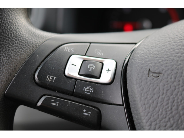 Volkswagen Crafter 2.0 TDI 140pk L3 H2 Automaat Navigatie Camera Led