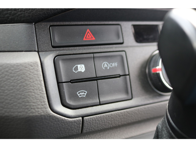 Volkswagen Crafter 2.0 TDI 140pk L3 H2 Automaat Navigatie Camera Led