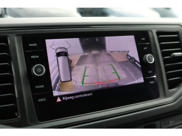 Volkswagen Crafter 2.0 TDI 140pk L3 H2 Automaat Navigatie Camera Led
