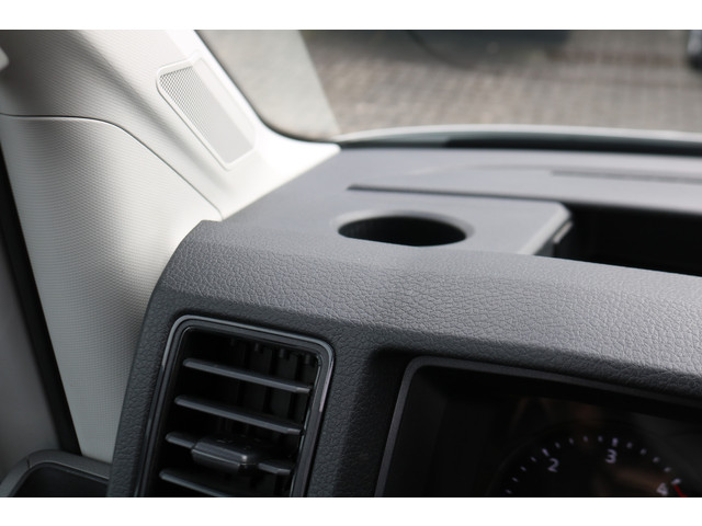 Volkswagen Crafter 2.0 TDI 140pk L3 H2 Automaat Navigatie Camera Led