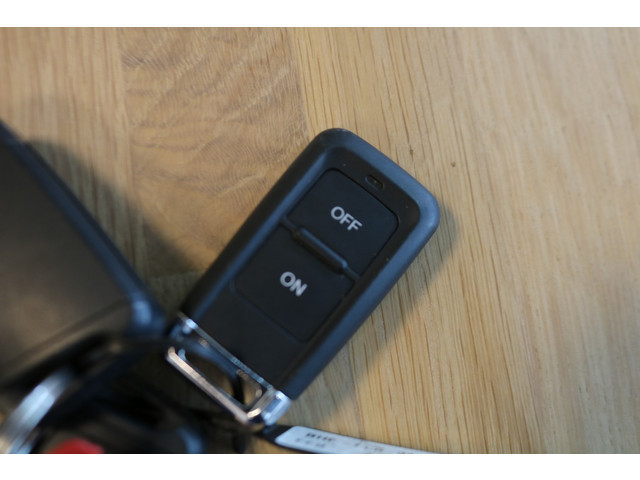 Volkswagen Crafter 2.0 TDI 140pk L3 H2 Automaat Navigatie Camera Led