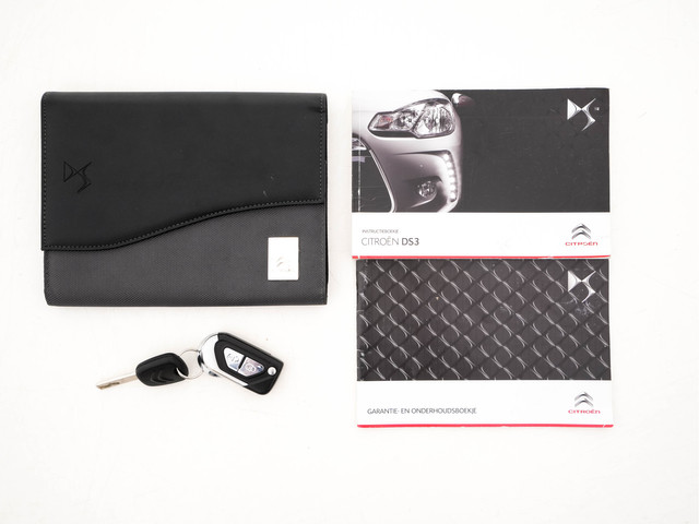 Citroen DS3 1.6 e-HDi So Chic *NAVI-FULLMAP | SPORT-SEATS | ECC | MICROFIBRE | PDC | CRUISE | RADIO-CD | TOWBAR*