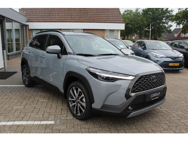 toyota-corolla-cross-2.0-hybrid-200-style-nieuwdirect-leverbaar--stoelverw.-el-achterklep-navi-park-sensoren-bliss-led-18lmv-privacy-glass-nl-auto