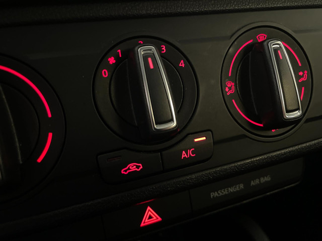 Seat Ibiza ST 1.0 EcoTSI Style Connect AIRCO NAVI CRUISE TREKHAAK PDC REGENSENSOR MULTI STUUR ZEER NETTE AUTO