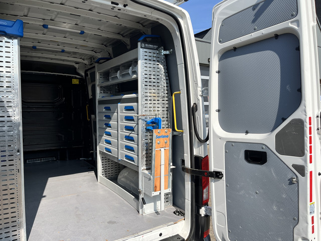 Volkswagen Crafter 35 2.0 TDI L3H3 L2H2 Werkplaats inrichting Kast Inrichting Servicewagen Omvormer Standkachel Airco Cruise controle Camera Sortim
