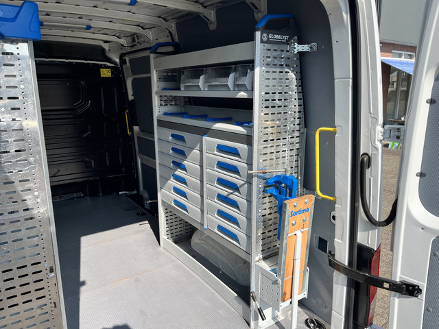 Volkswagen Crafter 35 2.0 TDI L3H3 L2H2 Werkplaats inrichting Kast Inrichting Servicewagen Omvormer Standkachel Airco Cruise controle Camera Sortim