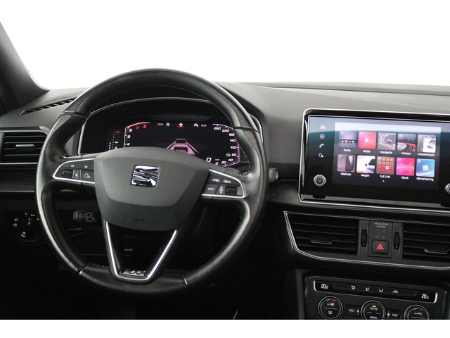 Seat Tarraco 1.5 TSI Xcellence (PANORAMADAK, ACHTERUITRIJCAMERA, PARKEERSENSOREN, NAVIGATIE, CRUISE ADAPTIEF, GOED ONDERHOUDEN)