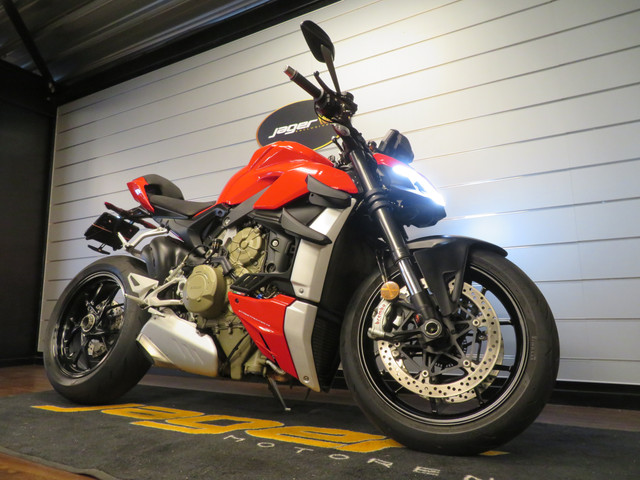 Ducati Streetfighter V4 NIEUWSTAAT!
