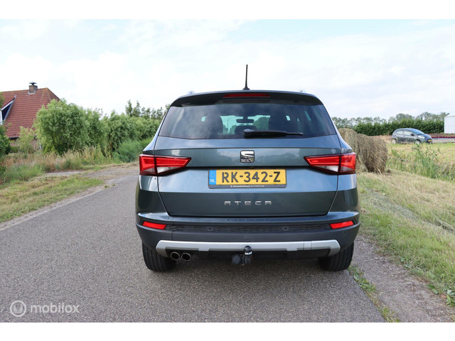 Seat Ateca 1.4 EcoTSI Xcellence   Pano   Trekh.   Navi   Cam