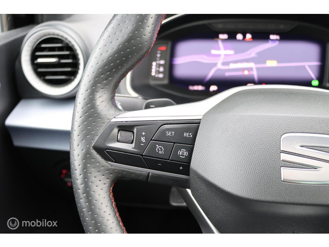 Seat Ibiza 1.5 TSI DSG FR   Pano   Carplay   Navi   Camera