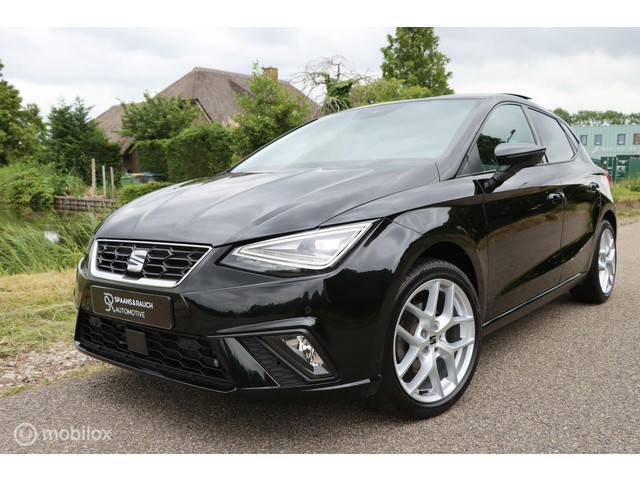 Seat Ibiza 1.5 TSI DSG FR   Pano   Carplay   Navi   Camera