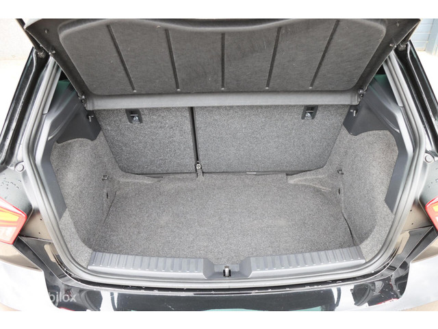 Seat Ibiza 1.5 TSI DSG FR   Pano   Carplay   Navi   Camera