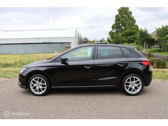 Seat Ibiza 1.5 TSI DSG FR   Pano   Carplay   Navi   Camera