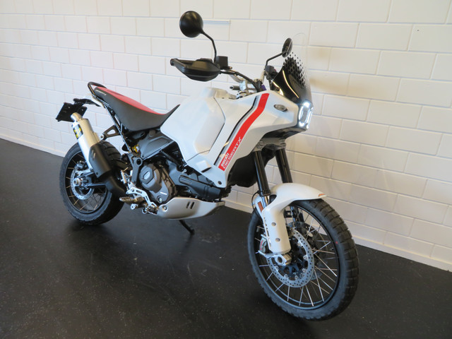 ducati-desertx-desertx-nieuwstaat-