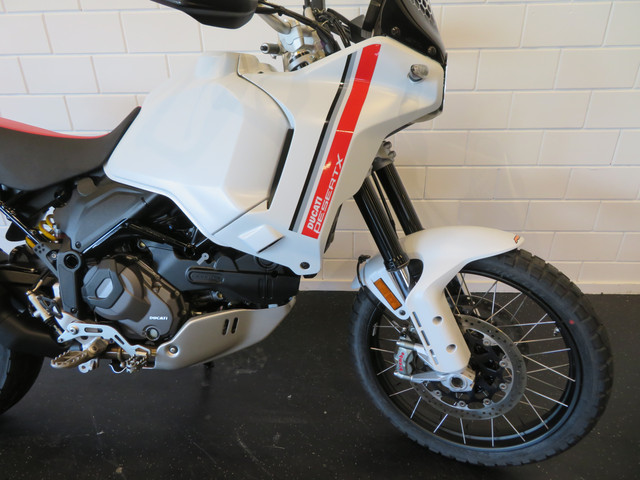 Ducati DesertX DESERTX NIEUWSTAAT!