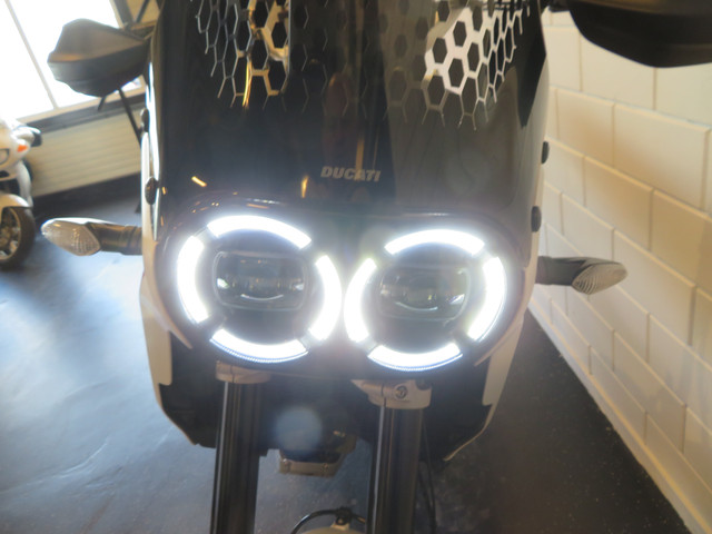 Ducati DesertX DESERTX NIEUWSTAAT!