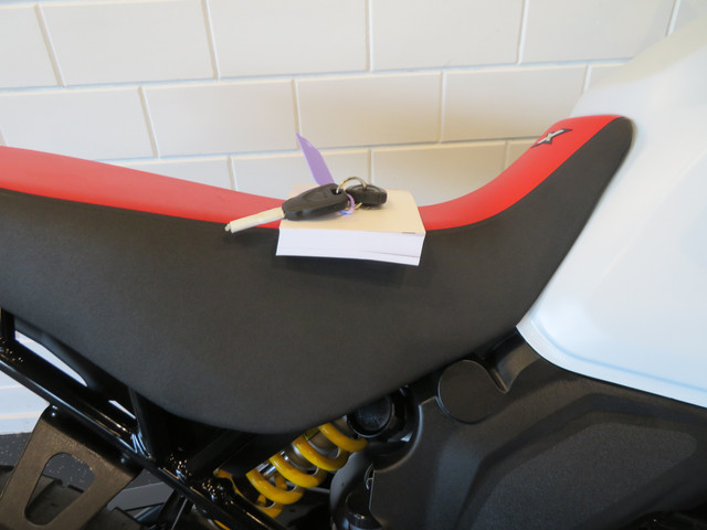 Ducati DesertX DESERTX NIEUWSTAAT!