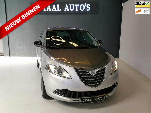 lancia-ypsilon-0.9-twinair-platinum---airco---trekhaak---elek.ramen---nap---apk.