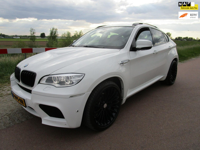 bmw-x6-4.4i-m-555pk-nieuwstaat-alle-opties-apk-6-2026