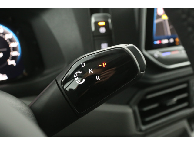 Volkswagen Crafter 2.0 TDI DSG HIGHLINE EXCLUSIVE L3H3 | FACELIFT MODEL | BPM VRIJ | NIEUW 3000KG TREKHAAK VIRTUAL ADAPTIVE CRUISE LED 140PK CARPLA