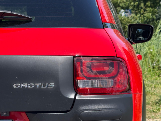 Citroen C4 Cactus 1.2 e-THP PureTech 110pk Shine - Rouge Aden - Camera Cruise Clima