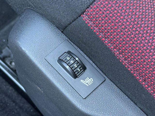 Citroen C4 Cactus 1.2 e-THP PureTech 110pk Shine - Rouge Aden - Camera Cruise Clima