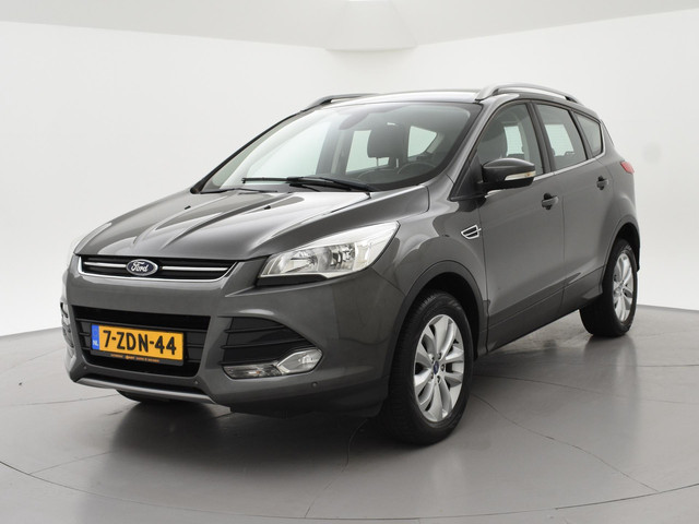 ford-kuga-1.5-150-pk-titanium---trekhaak---camera---elektrische-klep---dab---navigatie