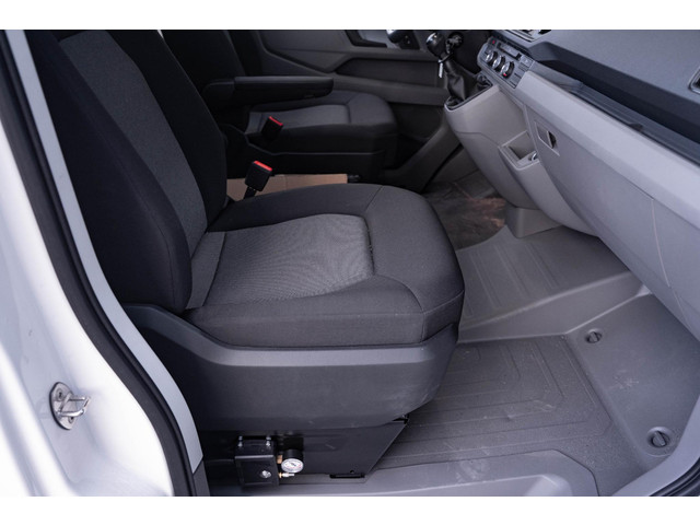 Volkswagen Crafter 2.0 TDI 140 pk L4 Autotransporter Airco, Cruise Control, Trekhaak 3.000 kg, BPM vrij, 3-Zits