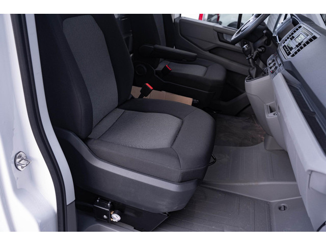 Volkswagen Crafter 2.0 TDI 140 pk L4 Autotransporter Airco, Cruise Control, Trekhaak 3.000 kg, BPM vrij, 3-Zits