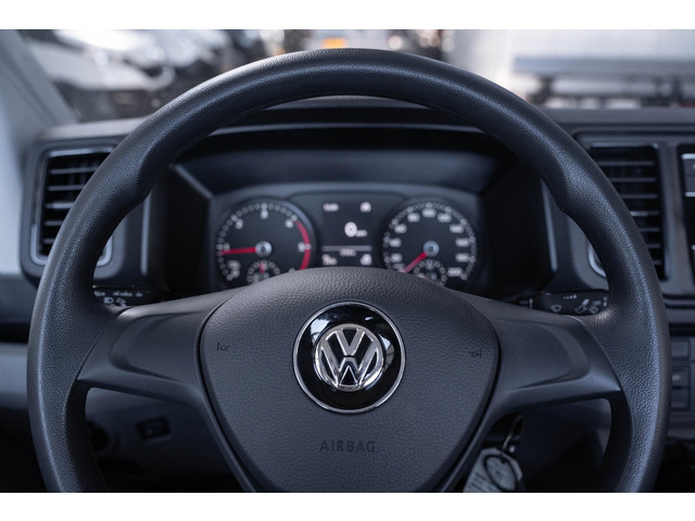 Volkswagen Crafter 2.0 TDI 140 pk L4 Autotransporter Airco, Cruise Control, Trekhaak 3.000 kg, BPM vrij, 3-Zits