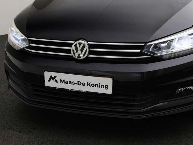 Volkswagen Touran 1.4 TSI 110kW 150PK Comfortline DSG 7-Persoons · Navigatie · Trekhaak · Apple Car Play ·
