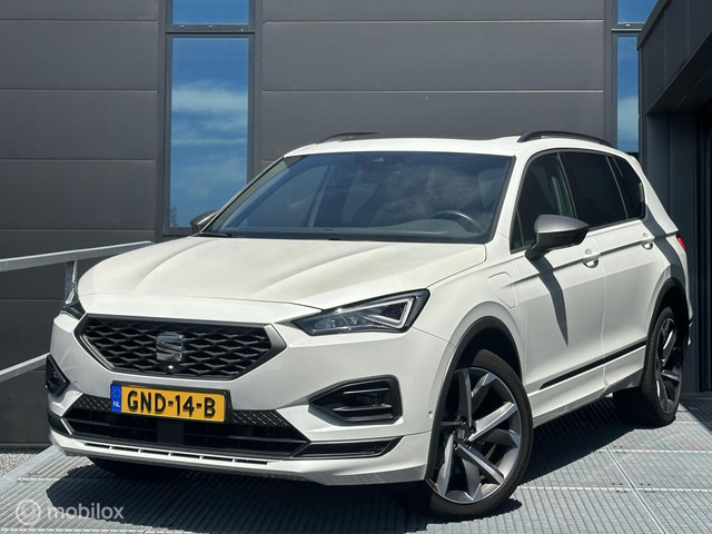 seat-tarraco-1.4-tsi-e-hybrid-phev-xperience-bus-int.