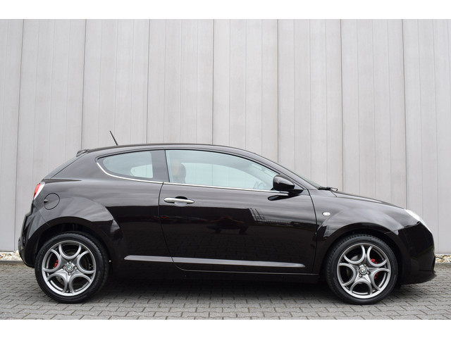 alfa-romeo-mito-0.9-twinair-distinctive-ecc---bruin-leder---telefonie---sportstoelen---17-inch-lmv