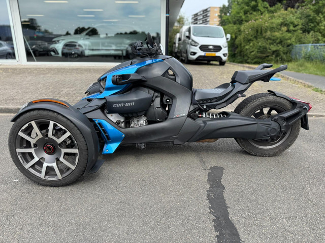 can-am-ryker-tour-900-led-automaat-gordel