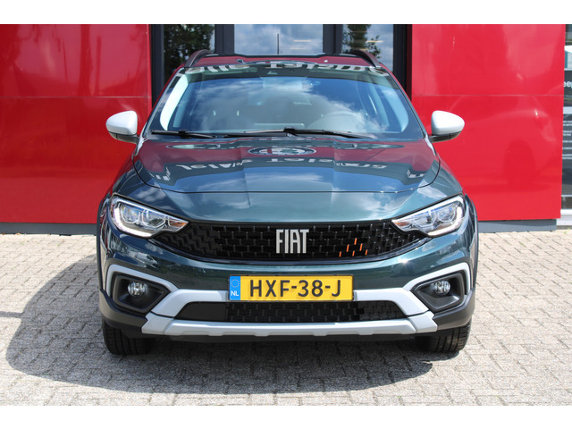 fiat-tipo-cross-1.5-t-mhev-garmin---camera---cruise-control