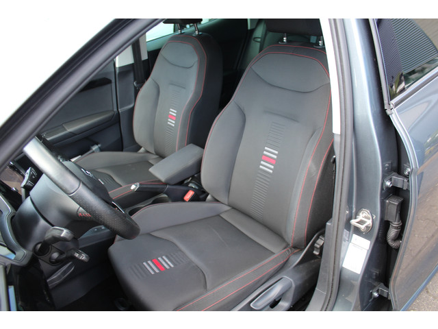 Seat Ibiza 1.0 TSI FR Nieuw model Led Clima Navi Camera Ambiance ACC 17inch