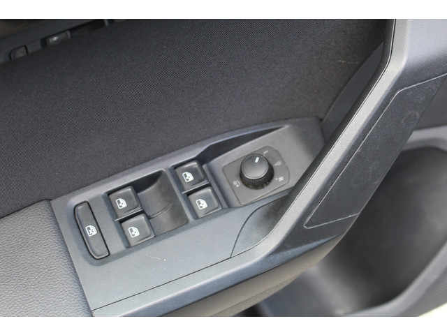 Seat Ibiza 1.0 TSI FR Nieuw model Led Clima Navi Camera Ambiance ACC 17inch