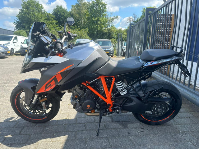 ktm-1290-tour-superduke-gt-abs---cruise-control