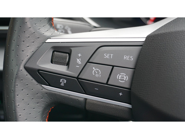 Seat Tarraco 1.5 TSI 150PK DSG FR Business Intense 5-Zits Pano.Dak 360-View Keyless LED Virtual Cockpit *NL auto* 54215km!